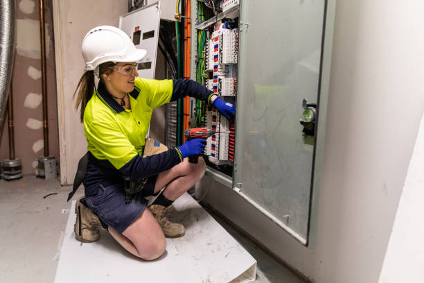 Best Circuit Breaker Repair  in East Hampton North, NY